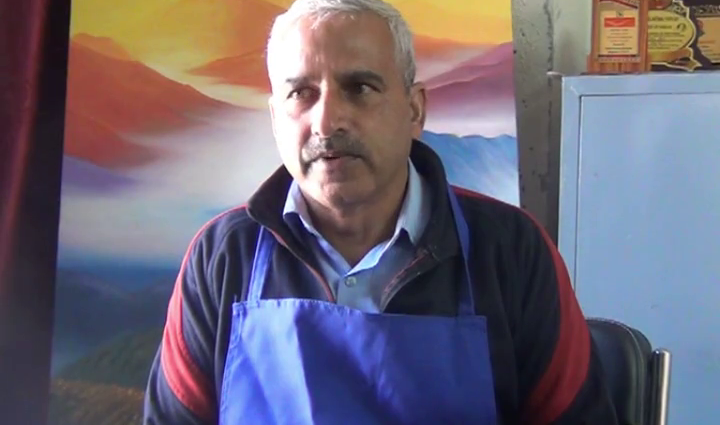 Solan teacher Kameshwar Sharma's painting included in international exhibition