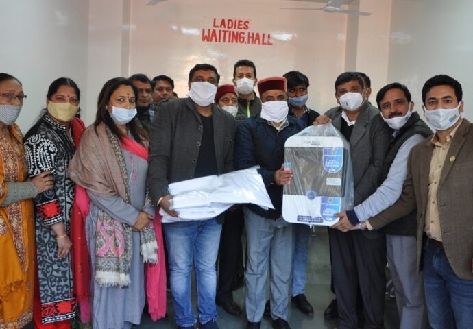 Automatic sanitizer machine gift for bus station Parwanoo