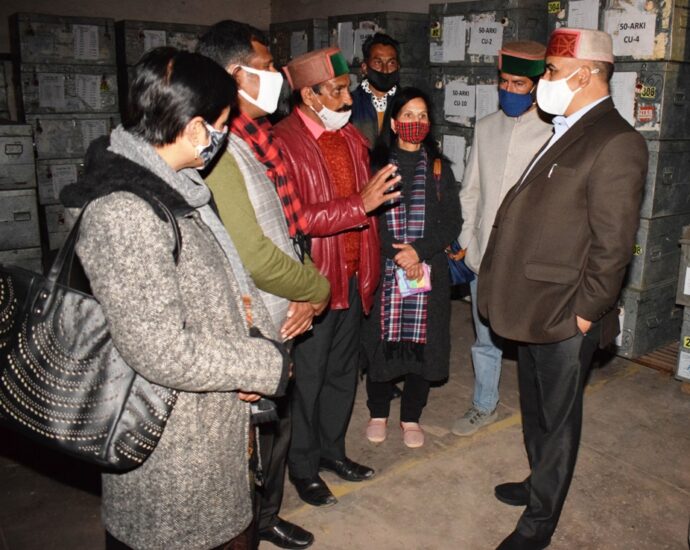 Providing EVM to State Election Commission