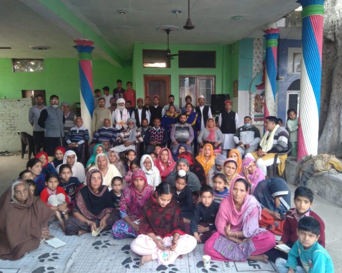 Information about schemes given in Gram Panchayat Redu Uparla, Diggal, Sanan Chamayawal through song and music