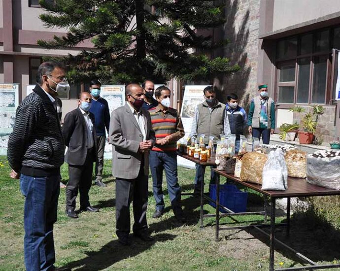 Directorate of Khumb Research, Chambaghat organized 35th Science Day