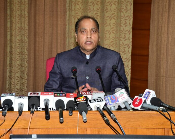 Congress failed to play the role of responsible opposition, baseless issues being raised for political gains,