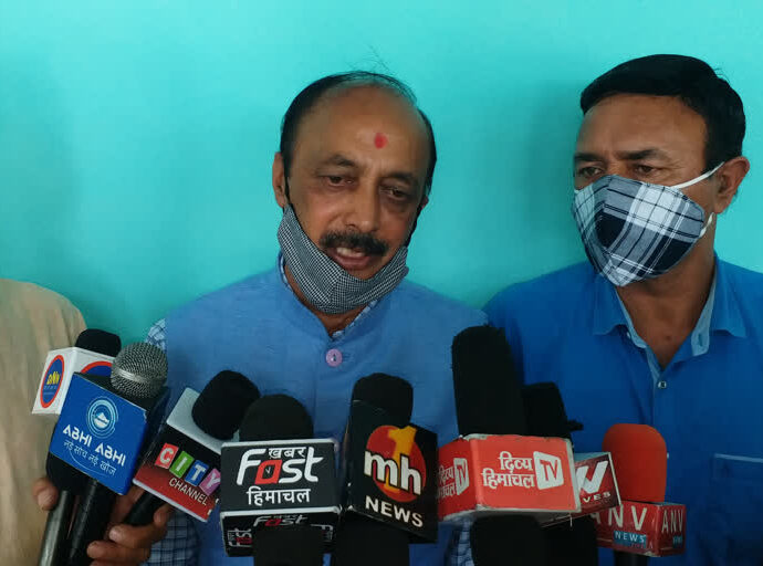 Rajendra Rana, coming from Sujan Pur, trying to dissolve poison in solitary solan: Pawan Gupta