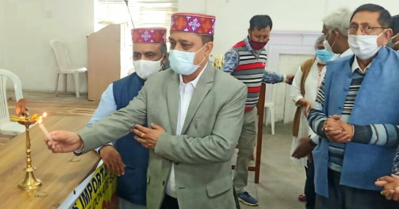 BJP state president and MP Suresh Kashyap inaugurated blood donation camp in CRI Kasauli