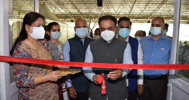 Chief Minister Inaugurates MakeShift Kovid Hospital in Solan