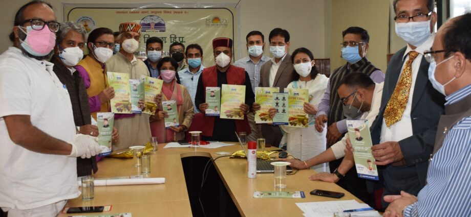 Dr. Saizal inaugurates state level 'Ayush Ghar-Dwar' program from Solan through virtual medium