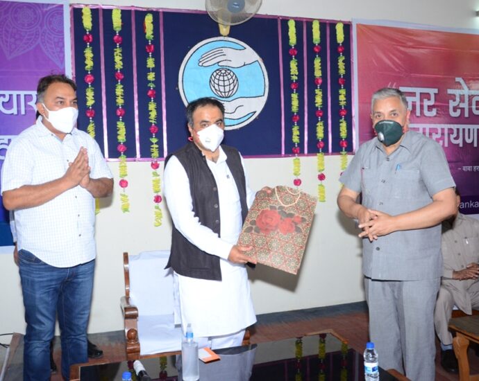 Dr. Saizal inaugurates Kovid Care Center established by Sant Nirankari Mission in Nalagarh