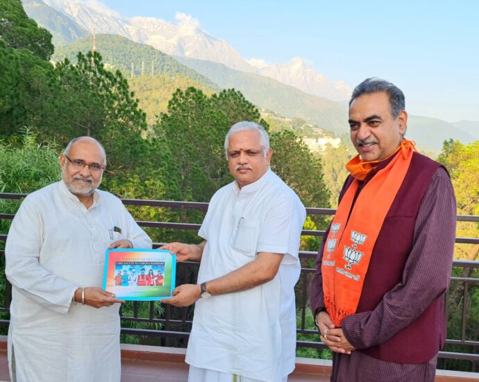 BJP in-charge Avinash Rai Khanna presented his book, I am a corona warrior, to the national organization minister