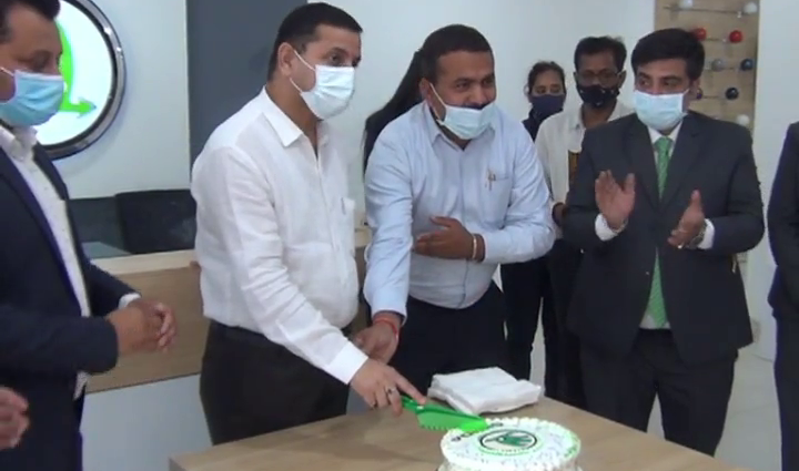 Skoda's showroom opened in Solan Dehughat, ASP Solan was the chief guest