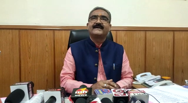 Today in Shimla, under the chairmanship of Industries Minister, Bikram Thakur, a meeting of the board was organized. In this meeting, many important decisions were taken!