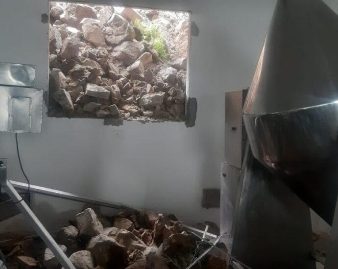 Damage worth lakhs entered the pharma company by breaking the wall of the riot