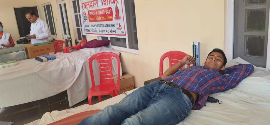 Sirmour Kalyan Manch organized blood donation camp on Yashwant Singh Parmar Jayanti