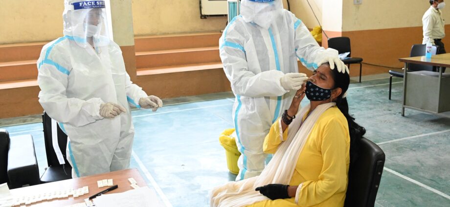 Vaccination and testing being promoted in Nauni University; Offline classes for PhD and MSc started