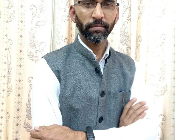 Councilor Diwakar Dev Sharma is considered a strong contender from Arki