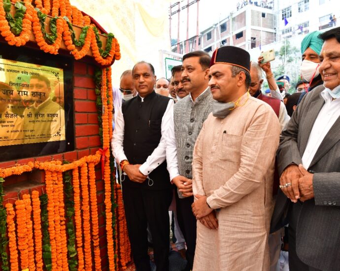 Jai Ram Thakur laid the foundation stone of Regional Hospital Solan
