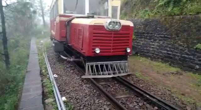Rail car derails near Barog tunnel