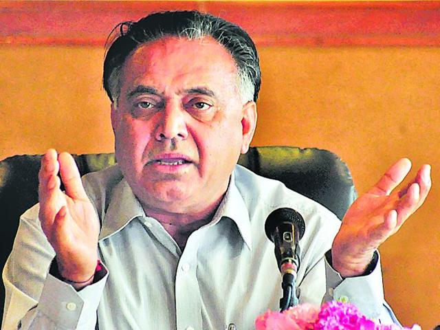 Chief Minister Jai Ram Thakur expressed deep condolences on the death of senior Congress leader and former Transport and Food Minister GS Bali.