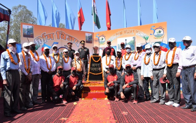 The martyrs of the Indo-Pak 1971 war were remembered on the Golden Victory Day, in search of the traces of the martyrs, the Golden Victory Mashal Yatra reached Shimla.