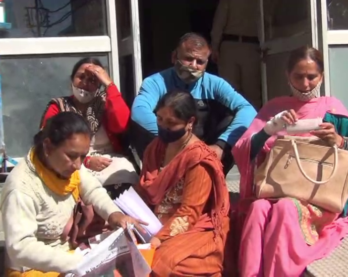 Clashes between employees of HFCL company Solan and security guard of the company