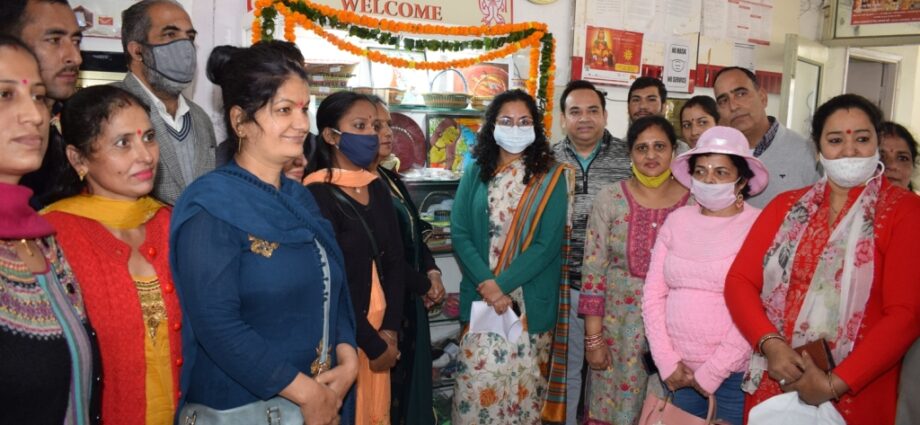 Mahila Shakti Kendra launched for selling products of women self help groups