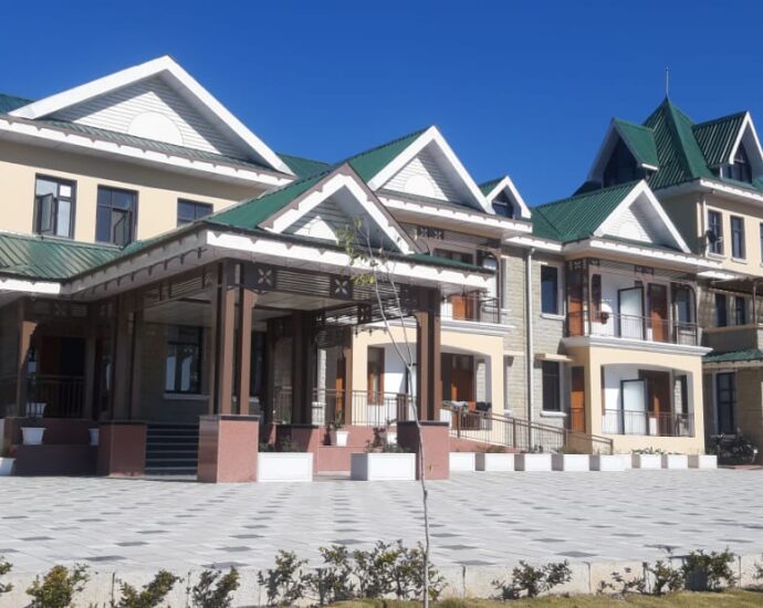 Crores of circuit house built in Solan, Congress targeted