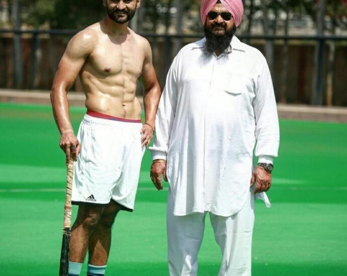 Got shot, remained paralyzed for a year, did not give up and returned to the field like Soorma