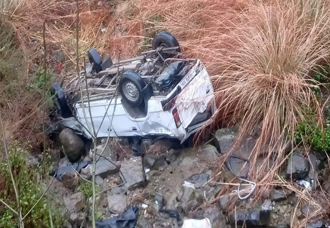 Sumo fell into the ditch, one person killed, two injured