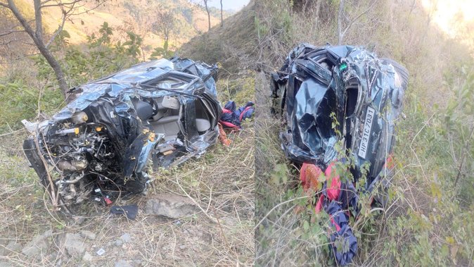 Baraati's car fell into a ditch, two killed, three injured