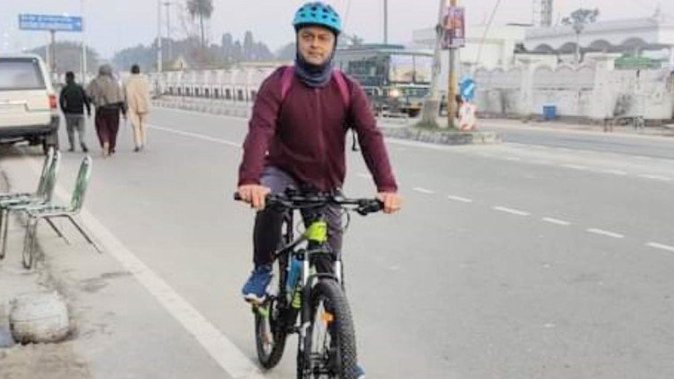 DDM Vivek reached Chandigarh after traveling 200 km on cycle