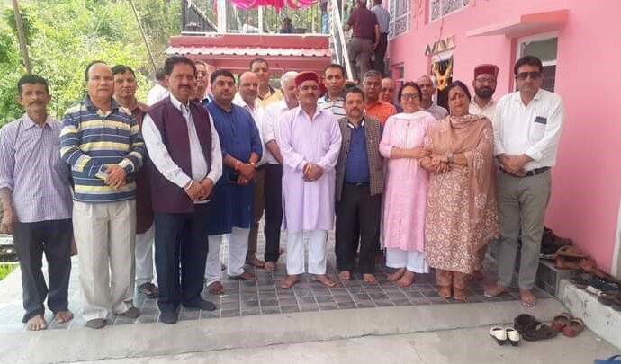 At the house of former employee leader in Arki, BJP leaders again laid the board regarding the candidate